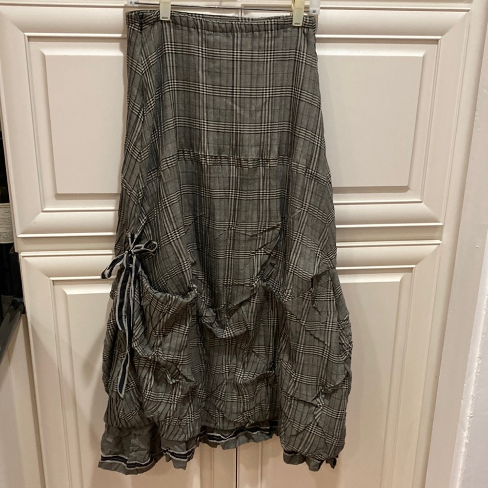 Saga long skirt size 1/Medium made in Italy